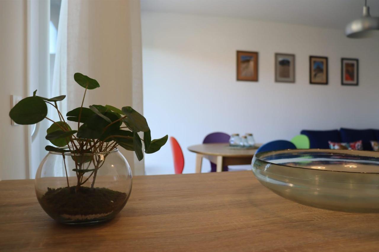 Uzes Centre La Terrasse Des Capucines Avec Garage Privee Apartment Ngoại thất bức ảnh