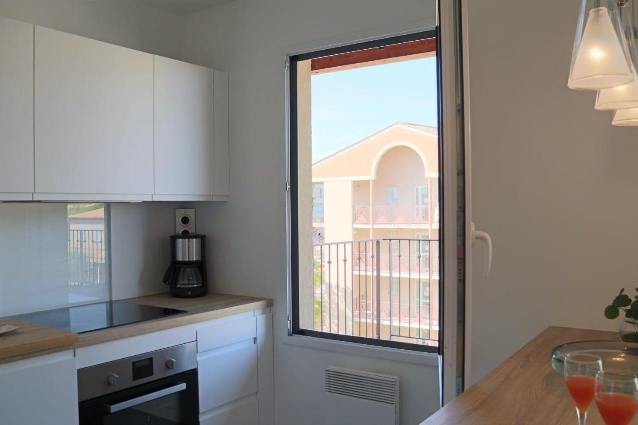 Uzes Centre La Terrasse Des Capucines Avec Garage Privee Apartment Ngoại thất bức ảnh