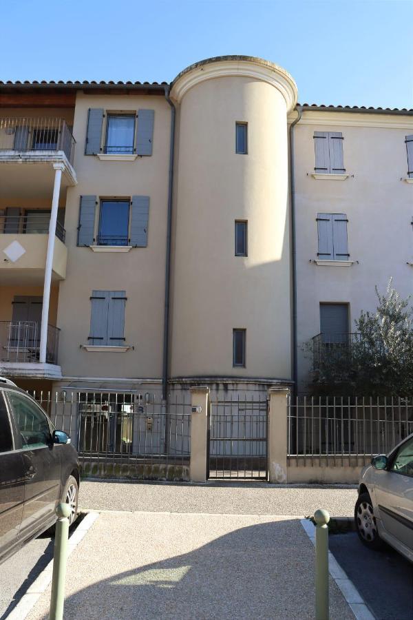 Uzes Centre La Terrasse Des Capucines Avec Garage Privee Apartment Ngoại thất bức ảnh